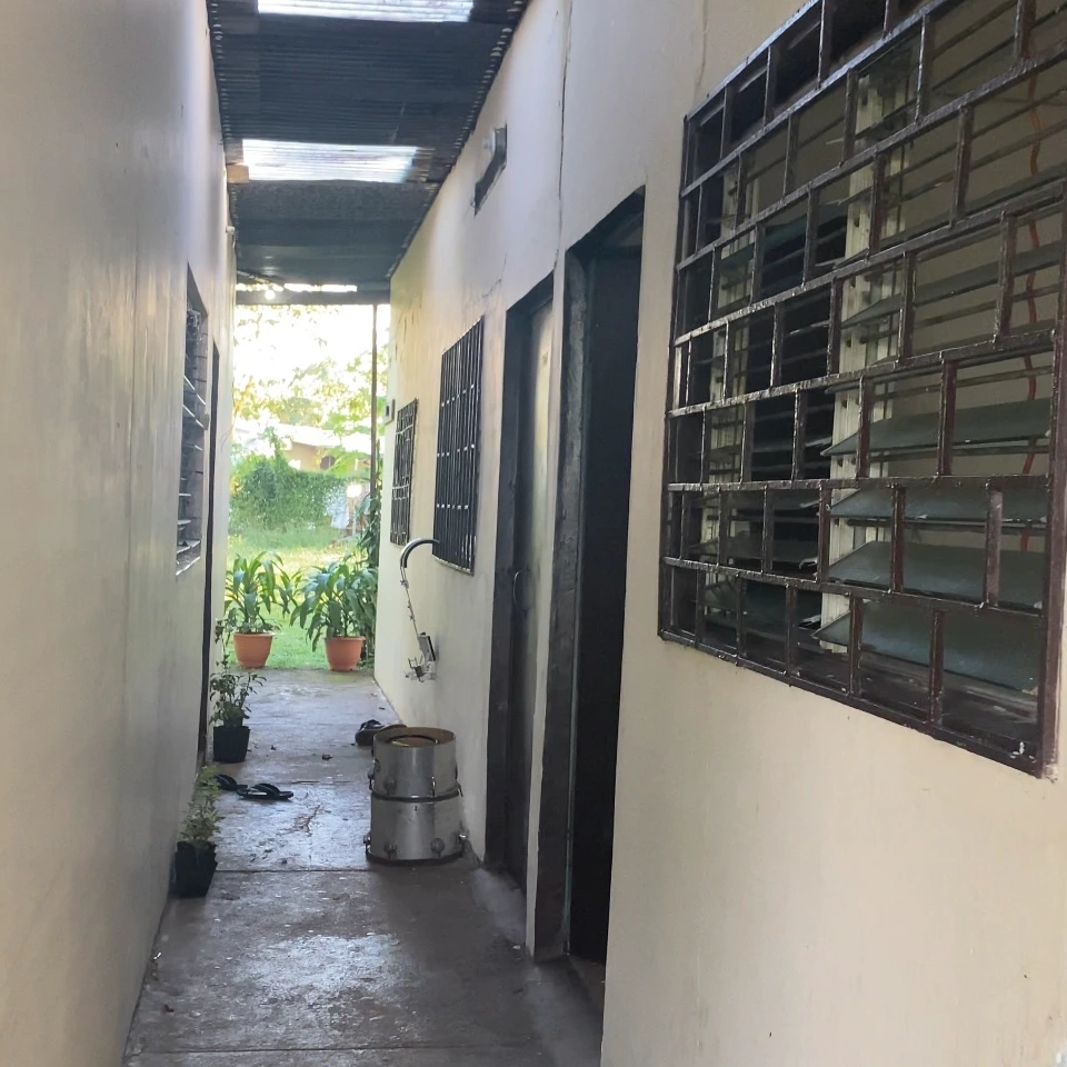 Área interna de casa en alquiler San Martín Santiago